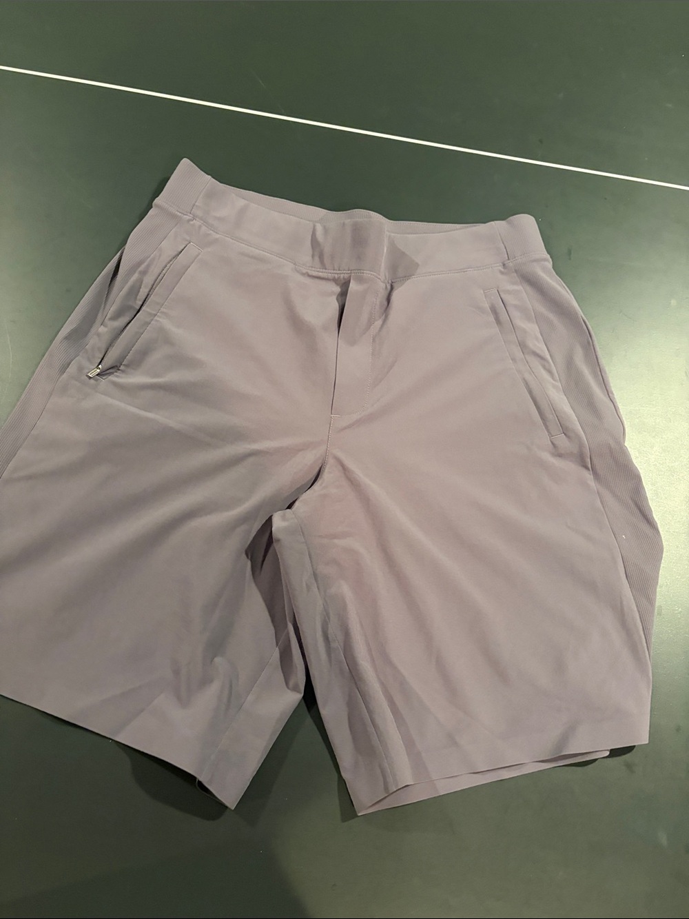 Athleta size 10 women’s shorts